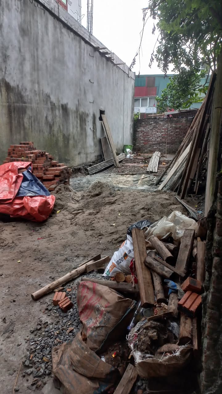 Đất nền Phúc Lợi 57m² giá 6 tỷ - Tiện ích đầy đủ, sổ đỏ chính chủ!