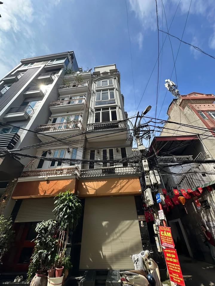 Nhà mặt phố Giáp Bát 52m² giá 19 tỷ - Cơ hội đầu tư kinh doanh đỉnh!