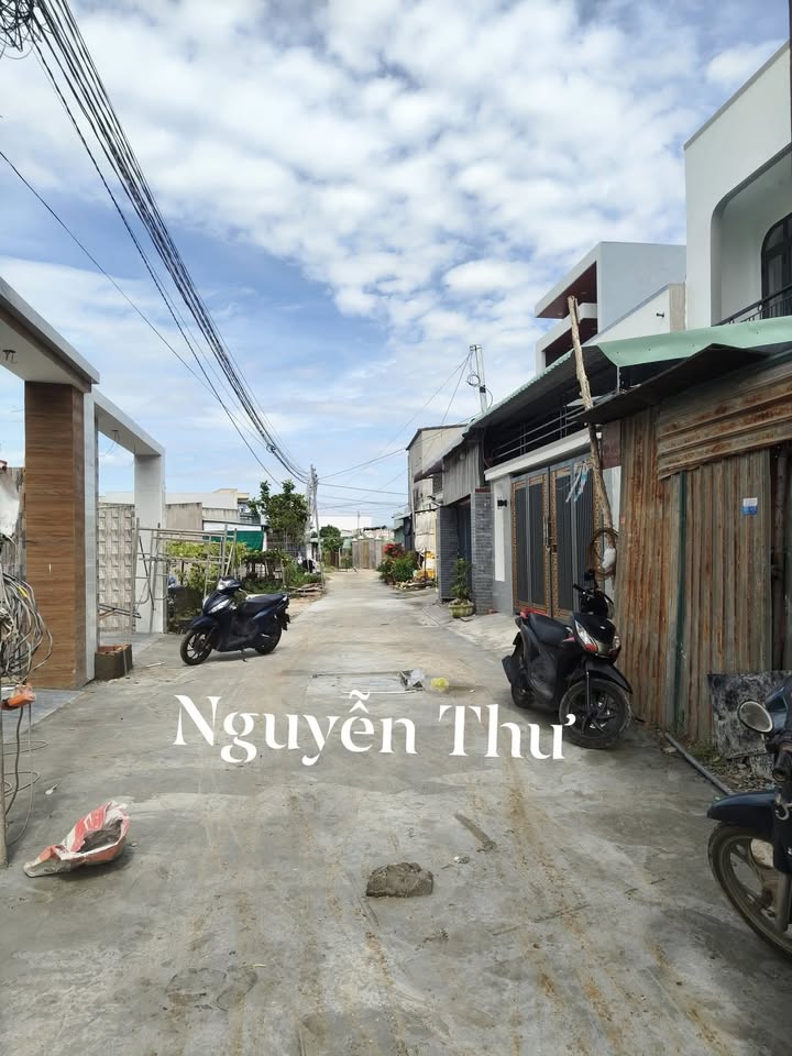 Đất nền Long Hải, Long Điền 120m² giá 1.75 tỷ - Sổ đỏ chính chủ, xây dựng tự do!