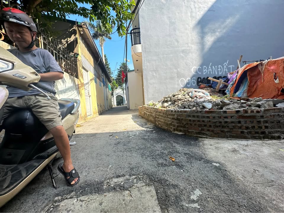 Đất nền Phúc Lợi Long Biên 40m² giá 6 tỷ - Lô góc mặt tiền rộng, cơ hội đầu tư tuyệt vời!