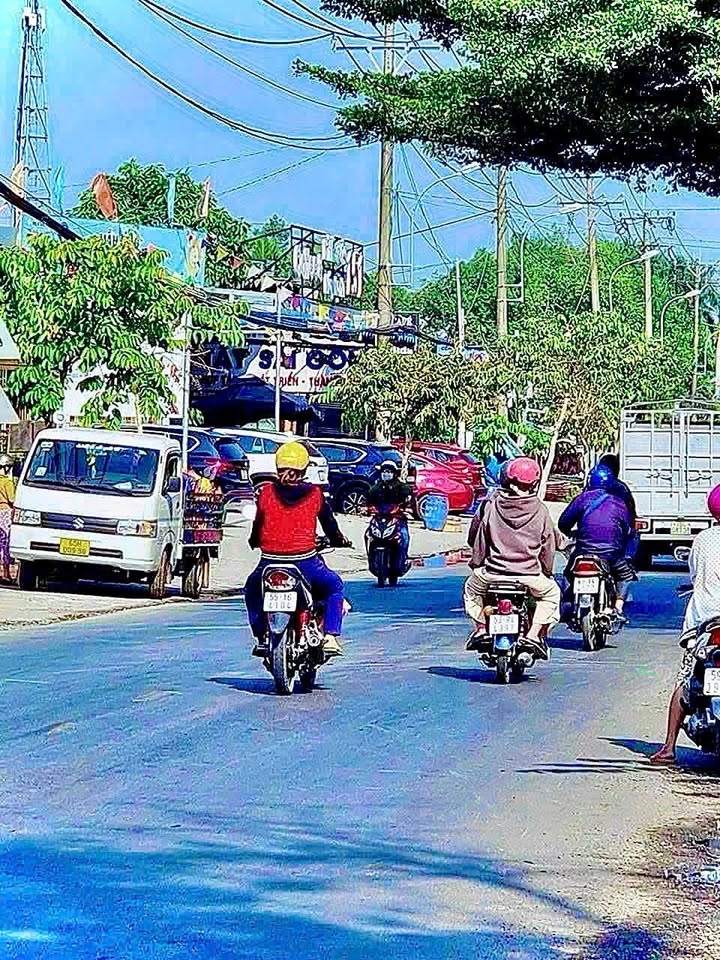 Đất nền Củ Chi 2340m² giá 2x tỷ - Lô góc 2 mặt tiền hiếm có!