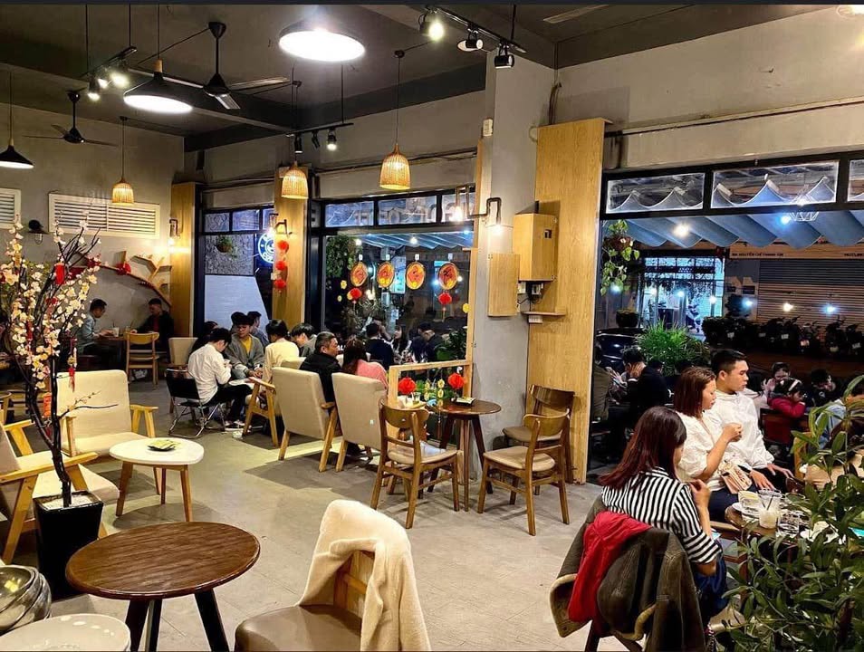 Store cho thuê Ngũ Hành Sơn Đà Nẵng 100m² giá 50 triệu - Lô góc 2 mặt tiền thuận lợi!