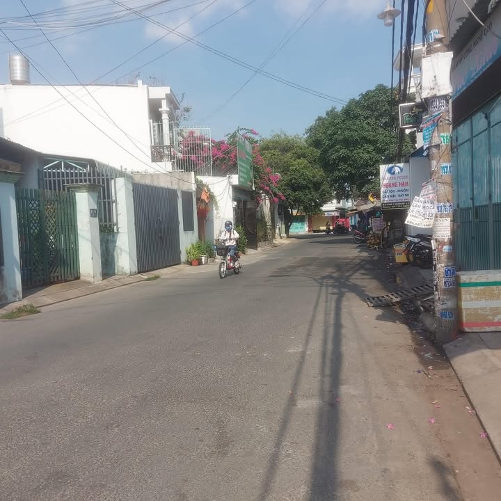 Bán nhà mặt tiền TCH25, phường Trung Mỹ Tây, quận 12 - Giá chỉ 4.1 tỷ, thương lượng hấp dẫn!