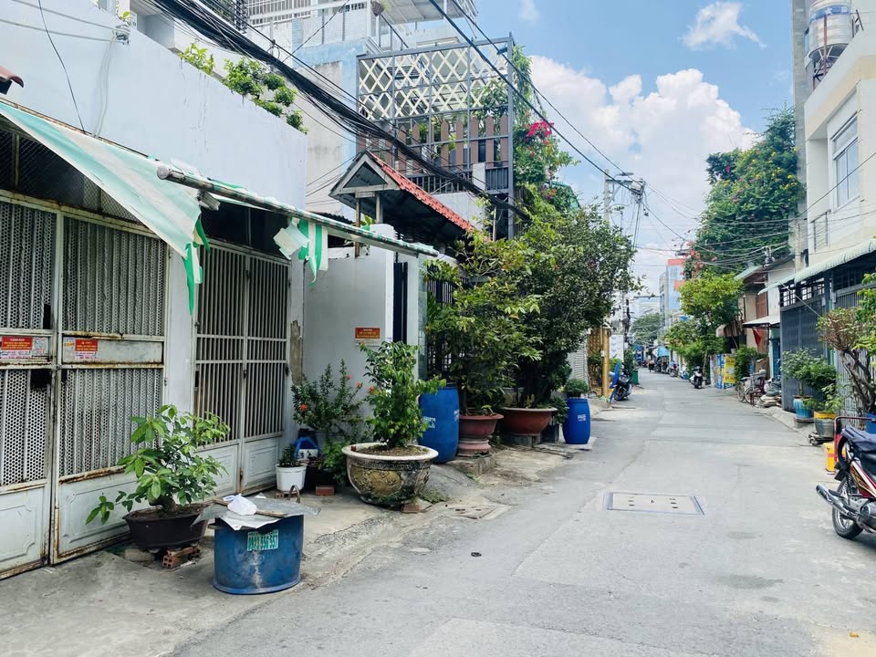 Nhà dãy trọ 276m² Huỳnh Tấn Phát giá 17.99 tỷ - Đầu tư sinh lời ngay lập tức!