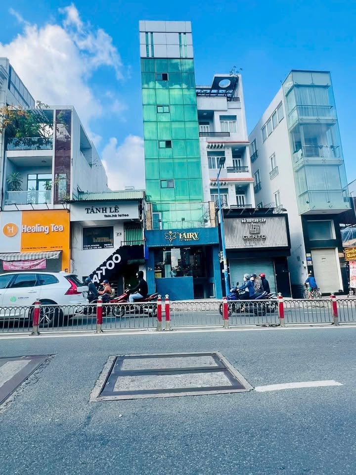 FrontHouse đường Phan Đình Phùng Phú Nhuận 67m² giá 25.5 tỷ - Đầu tư sinh lời hấp dẫn!