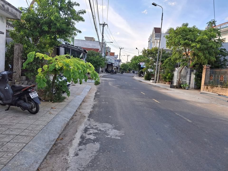 Nhà cho thuê nguyên căn tại đường Nguyễn Thị Định, Tuy Hòa, 80m² - Khu dân cư văn minh, giá 2.5 triệu!