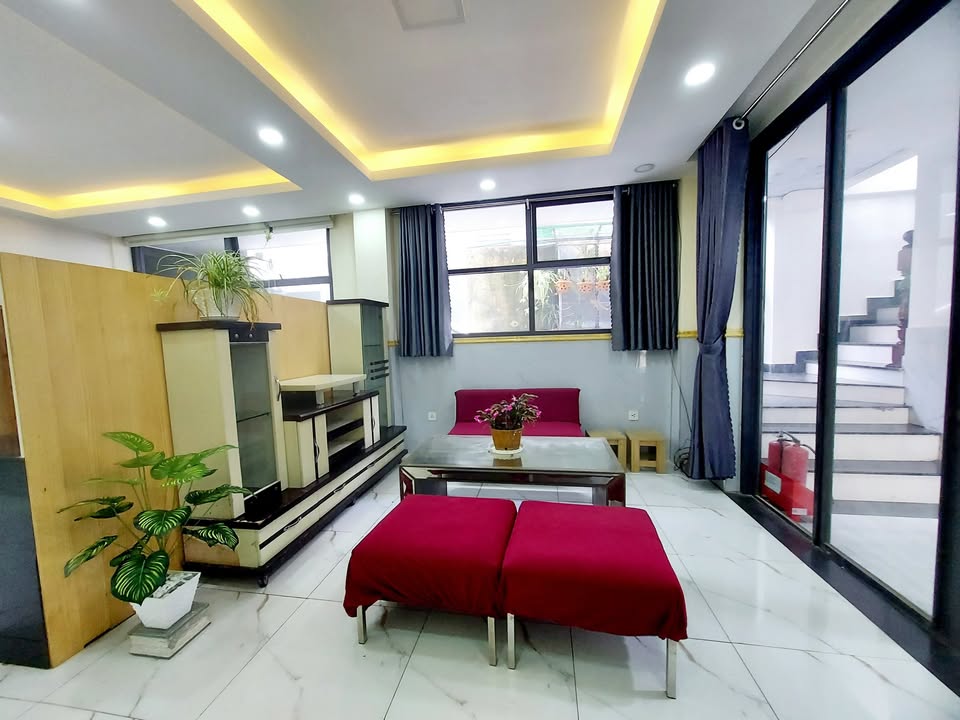 Căn hộ cho thuê mặt tiền đường 3/4, Đà Lạt 65m² - Phù hợp cho gia đình nhỏ!