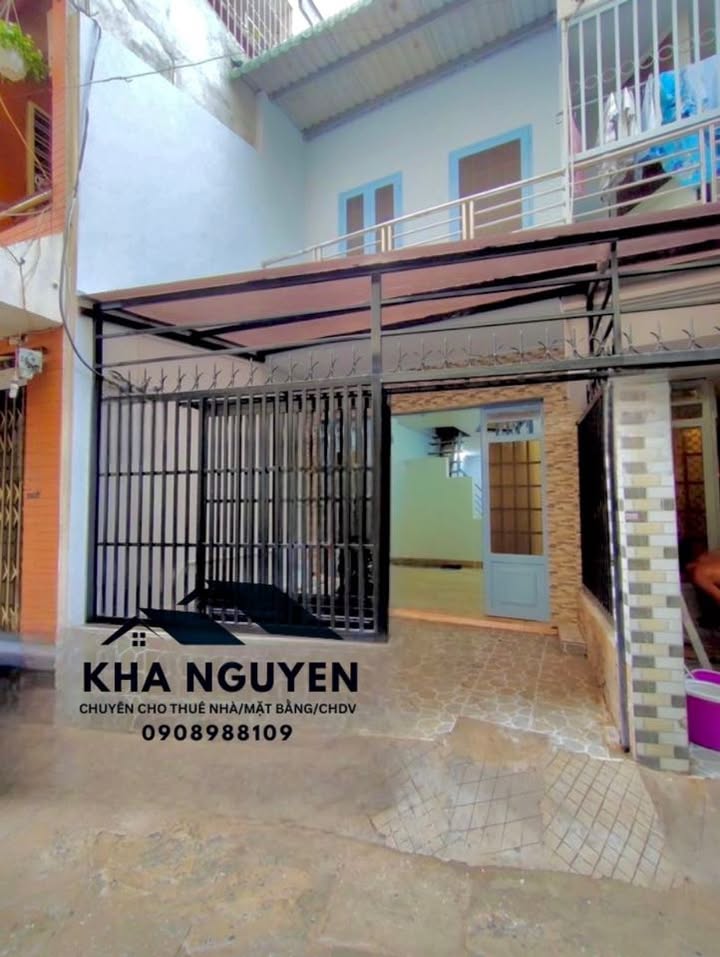 Nhà cho thuê Hẻm Bagac, Bình Thạnh 52m² giá 14 triệu - Sát mặt tiền, tiện lợi cho gia đình!