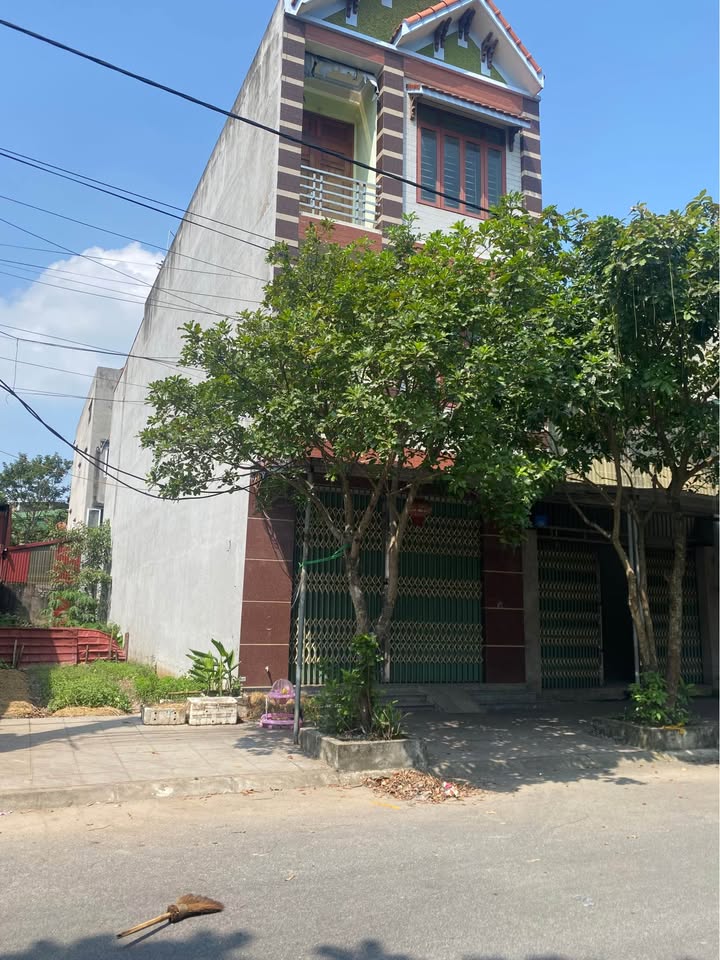 Nhà riêng mặt tiền 5m, sâu 20m, giá 5.65 tỷ - Đường ô tô tránh nhau tại Từ Sơn, Bắc Ninh