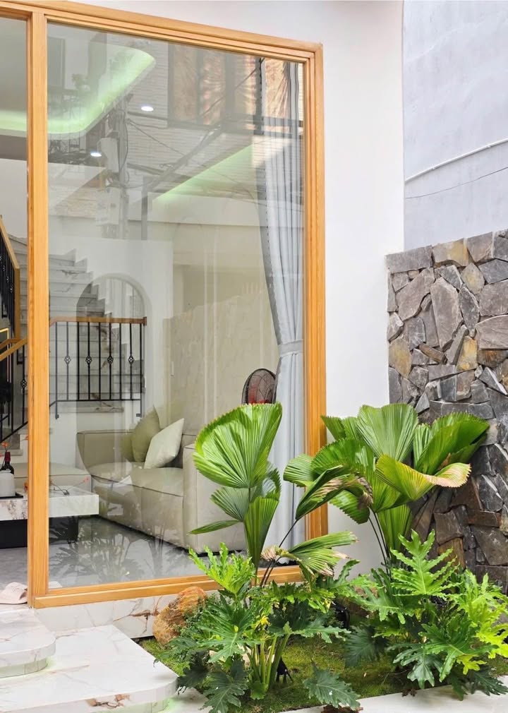 Nhà 3 tầng 75m² Đà Nẵng giá 5.65 tỷ - Thiết kế hiện đại, sẵn sàng ở ngay!