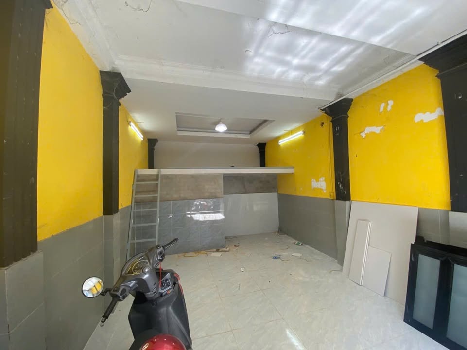 Cho thuê mặt bằng Nguyễn Văn Thương, Bình Thạnh 48m² giá 18 triệu - Khu sầm uất sinh viên!