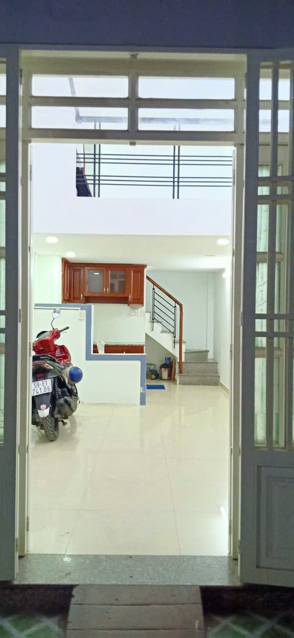 Nhà nguyên căn cho thuê tại Huỳnh Tấn Phát, Nhà Bè 28m² - Giá 6 triệu/tháng, tiện nghi đầy đủ!