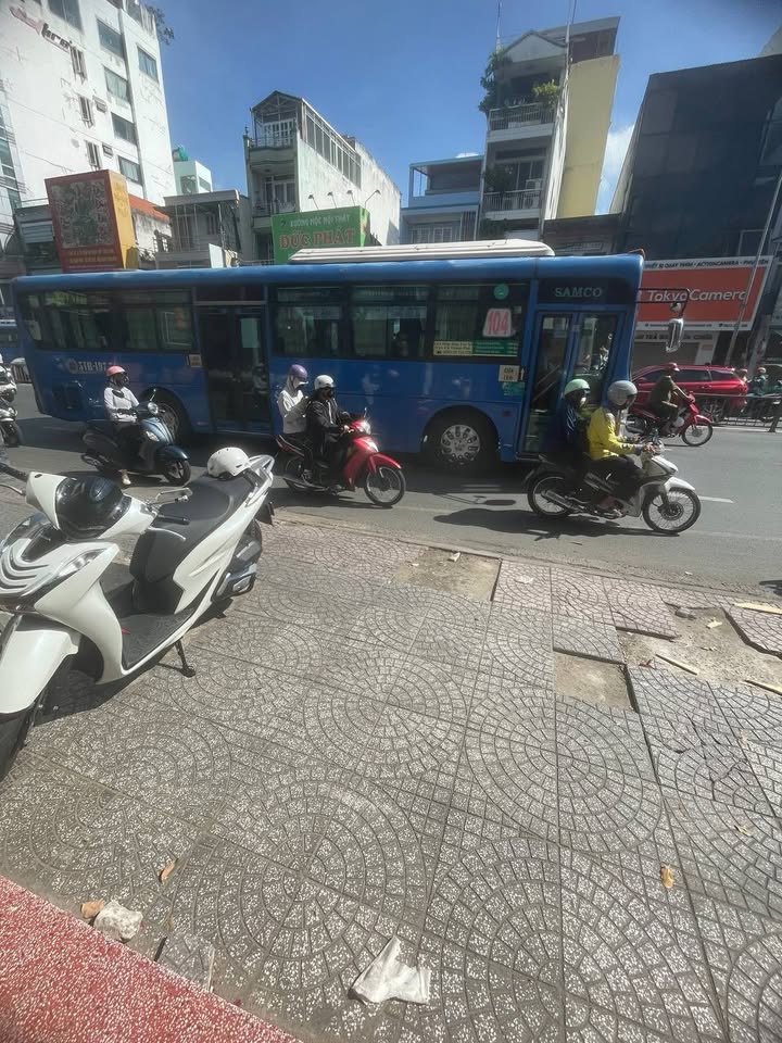 Cho thuê mặt bằng kinh doanh Bạch Đằng, Bình Thạnh 29m² giá 15 triệu - Vị trí đắc địa, kinh doanh thuận lợi!