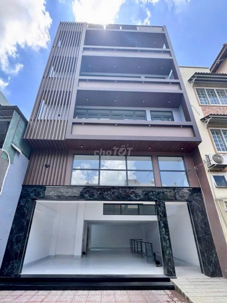 Tòa nhà văn phòng K300 Tân Bình 255m² giá 50 triệu - Mặt tiền rộng hiếm có!