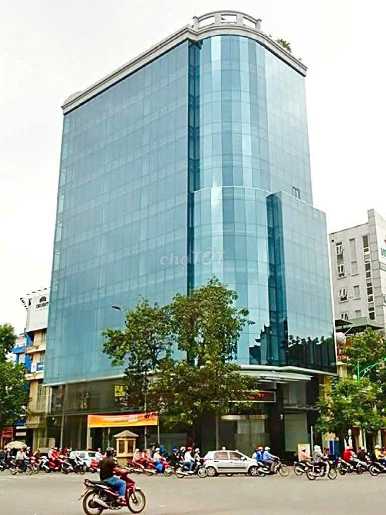 Building Thang Máy 2 MT Nguyễn Văn Trỗi Quận Phú Nhuận 300m² giá 180 triệu - Cơ hội kinh doanh đắc địa!