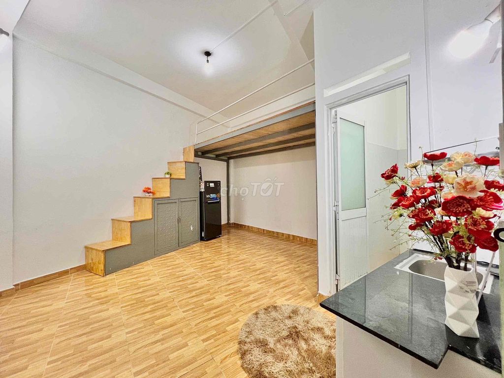 Phòng cho thuê có gác Nguyễn Kiệm, Phú Nhuận 25m² giá 4.5 triệu - Trống ngay, full nội thất!