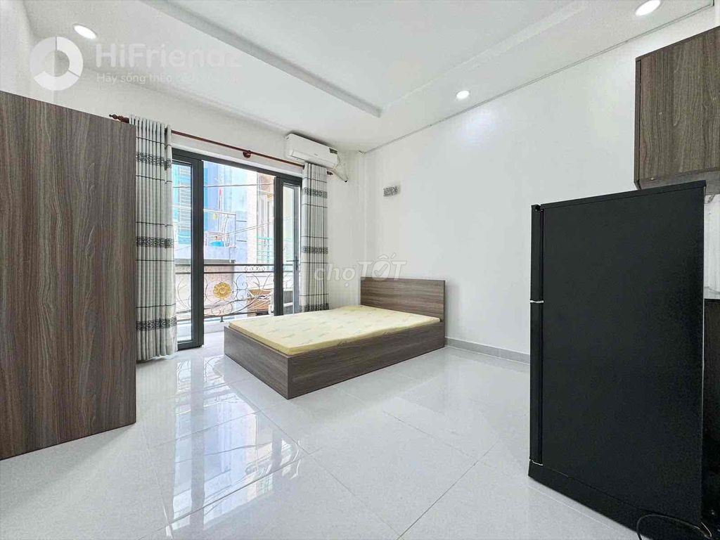 Phòng cho thuê Dạ Nam 30m² giá 5.6 triệu - Nội thất đầy đủ, ban công thoáng đãng!