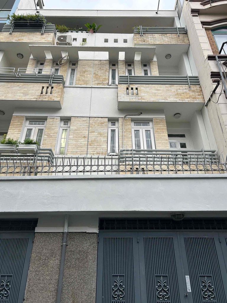 Cho thuê nhà nguyên căn 4PN Nguyễn Trọng Lội 45m² giá 16 triệu - Hẻm ô tô rộng rãi!