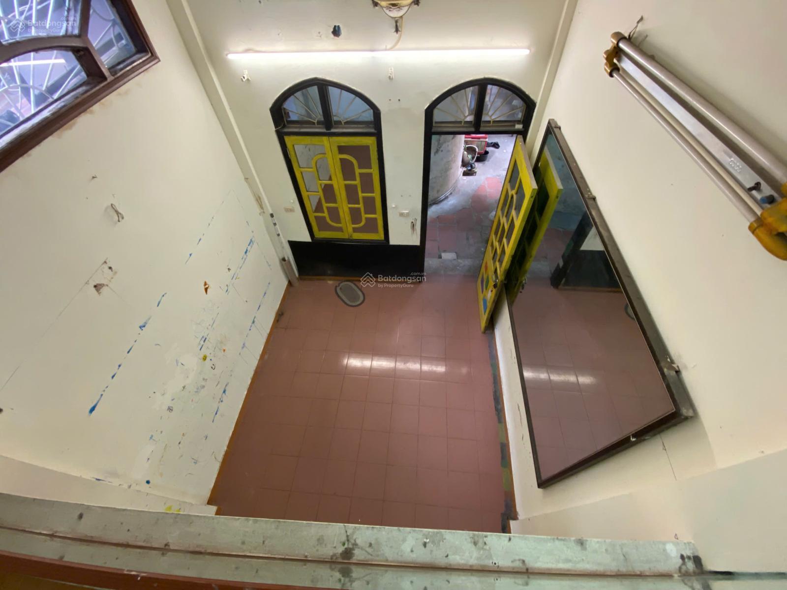 Nhà cho thuê Lý Thường Kiệt 30m², 4 tầng - Vị trí trung tâm quận Hoàn Kiếm, chỉ 15 triệu!