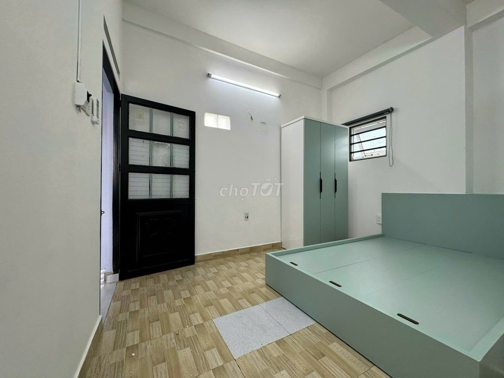 Cho thuê phòng studio Lê Văn Sỹ 20m² giá 4.7 triệu - Full nội thất cao cấp!