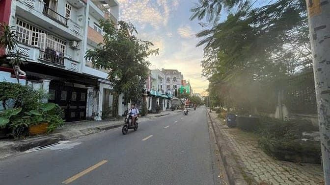 Đất Mặt Tiền D1 Hiệp Phú 90m² giá 8.6 tỷ - Cơ hội đầu tư kinh doanh hiếm có!