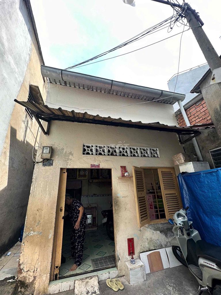 Nhà cấp 4 hẻm ba gác Phạm Văn Chí, Quận 8 - 62.9m² giá 4.15 tỷ - Tiện xây mới ngay!