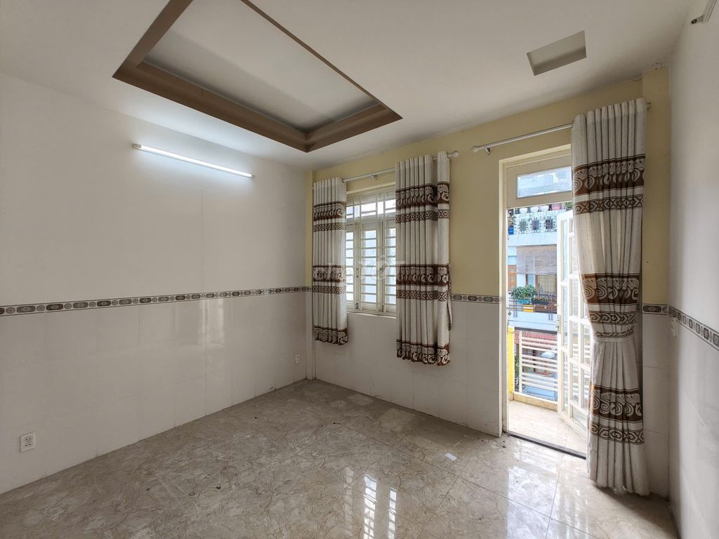 Căn hộ cho thuê đường Bùi Minh Trực 35m² giá 5 triệu - Chính chủ mới 100%!