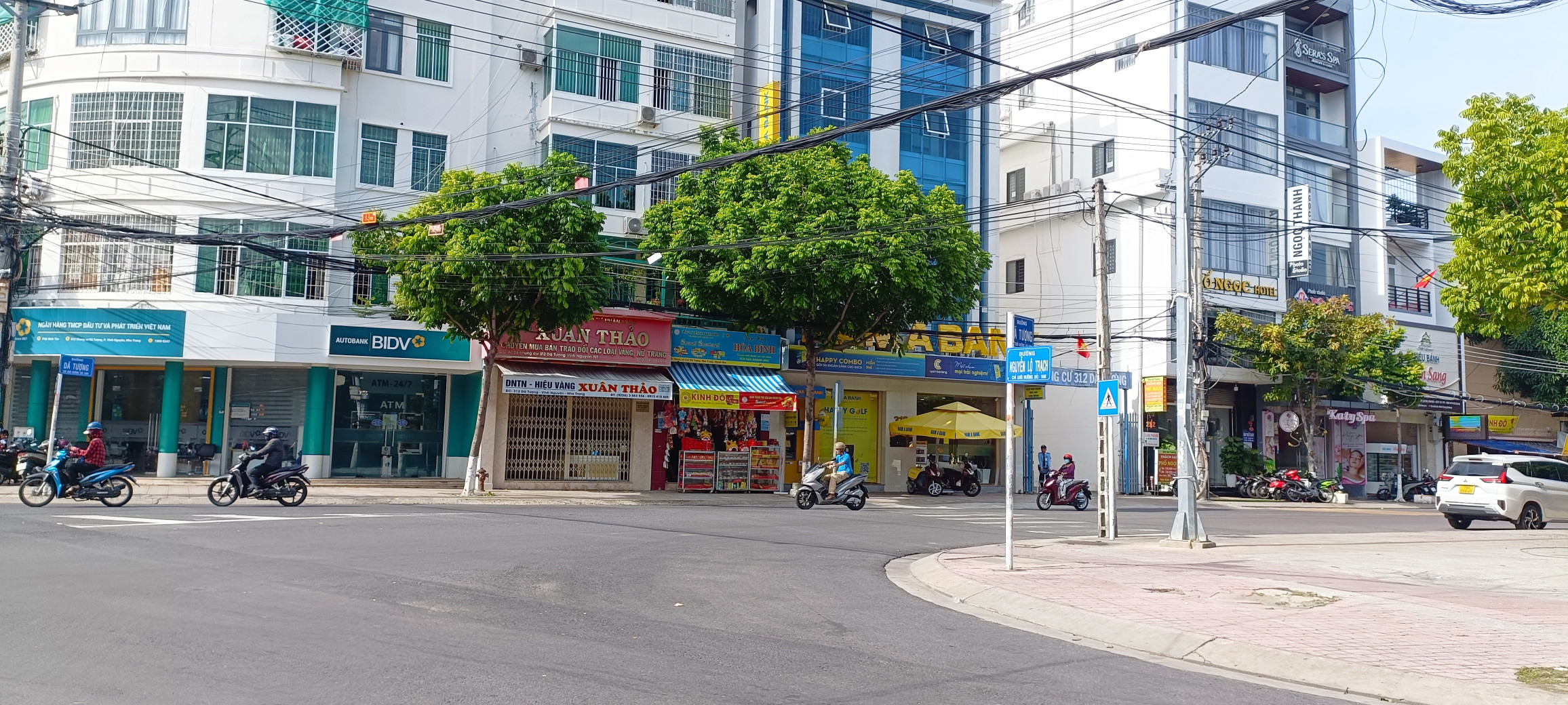 Bán đất 101.4m² ngang 4.99m giá 10.5 tỷ tại Phường Vĩnh Nguyên - Cơ hội đầu tư tuyệt vời!