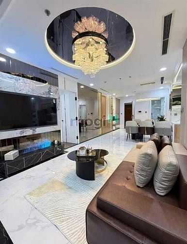 Căn hộ Vinhomes Central Park 87m² giá 3.1 tỷ - Sổ hồng chính chủ, nội thất đẹp!