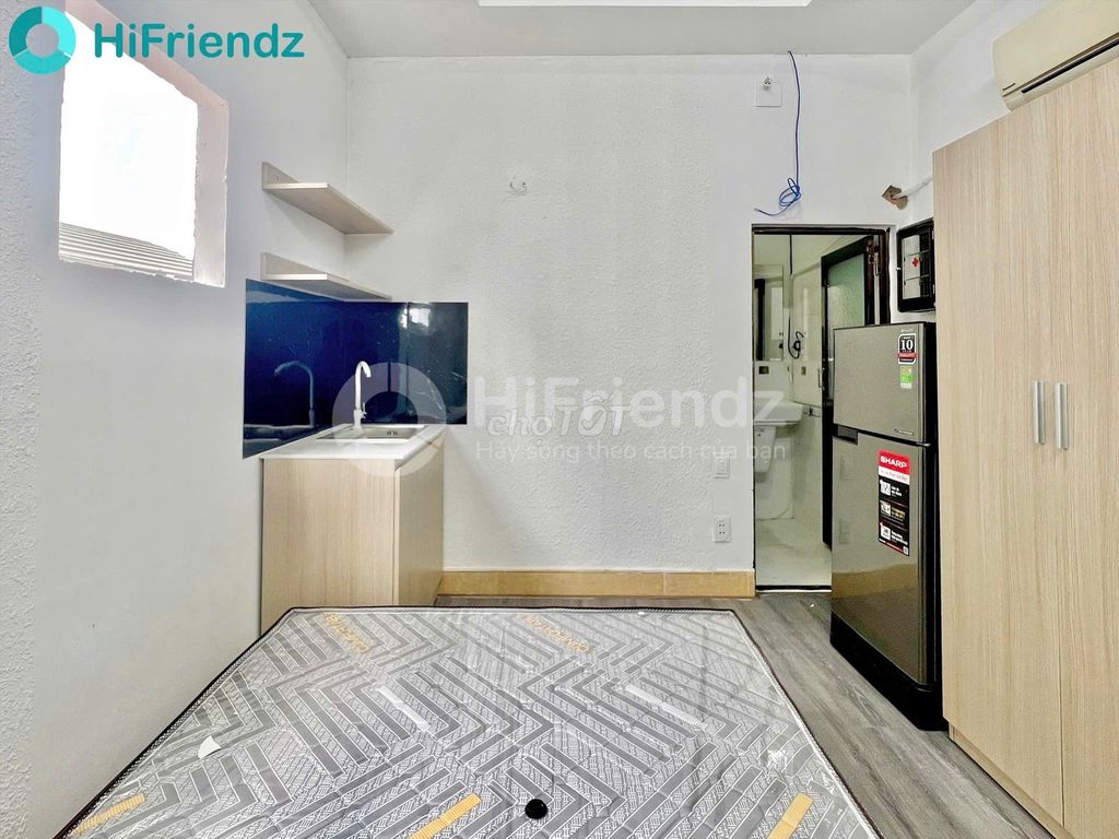 Studio cho thuê mặt tiền đường Khánh Hội - Quận 4, giá chỉ 3.5 triệu - Full nội thất sang trọng!