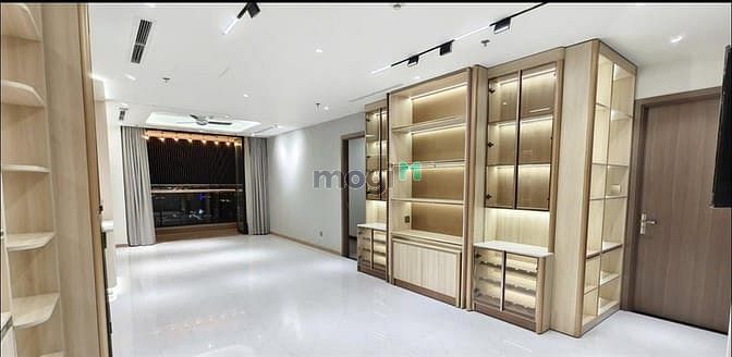 Căn hộ Vinhomes Central Park Quận Bình Thạnh 154m² giá 3.9 tỷ - Sẵn sàng vào ở!