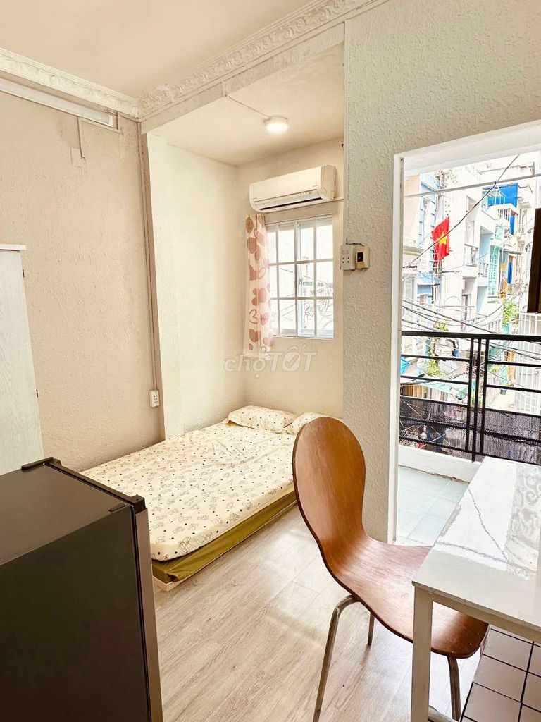 Phòng cho thuê Nguyễn Văn Cừ, Quận 5 - Giá chỉ từ 4.3 triệu, An ninh 24/7!