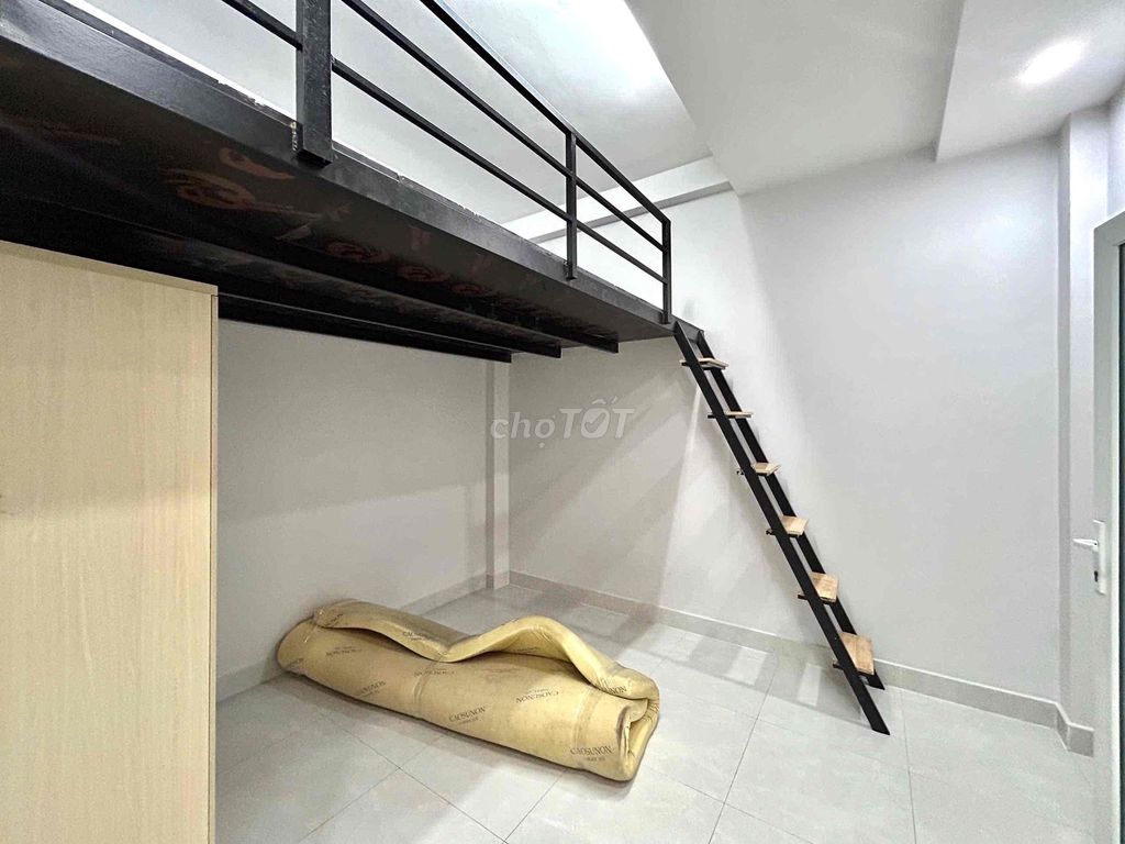 Phòng cho thuê nội thất cơ bản tại Phạm Văn Chí, Quận 6 giá 3.5 triệu - Tiện nghi đầy đủ, vào ở ngay!