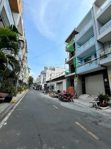 Nhà cấp 4 đường 10m có 2 mặt tiền tại An Lạc A, Bình Tân - Gần công viên chỉ vài bước chân!