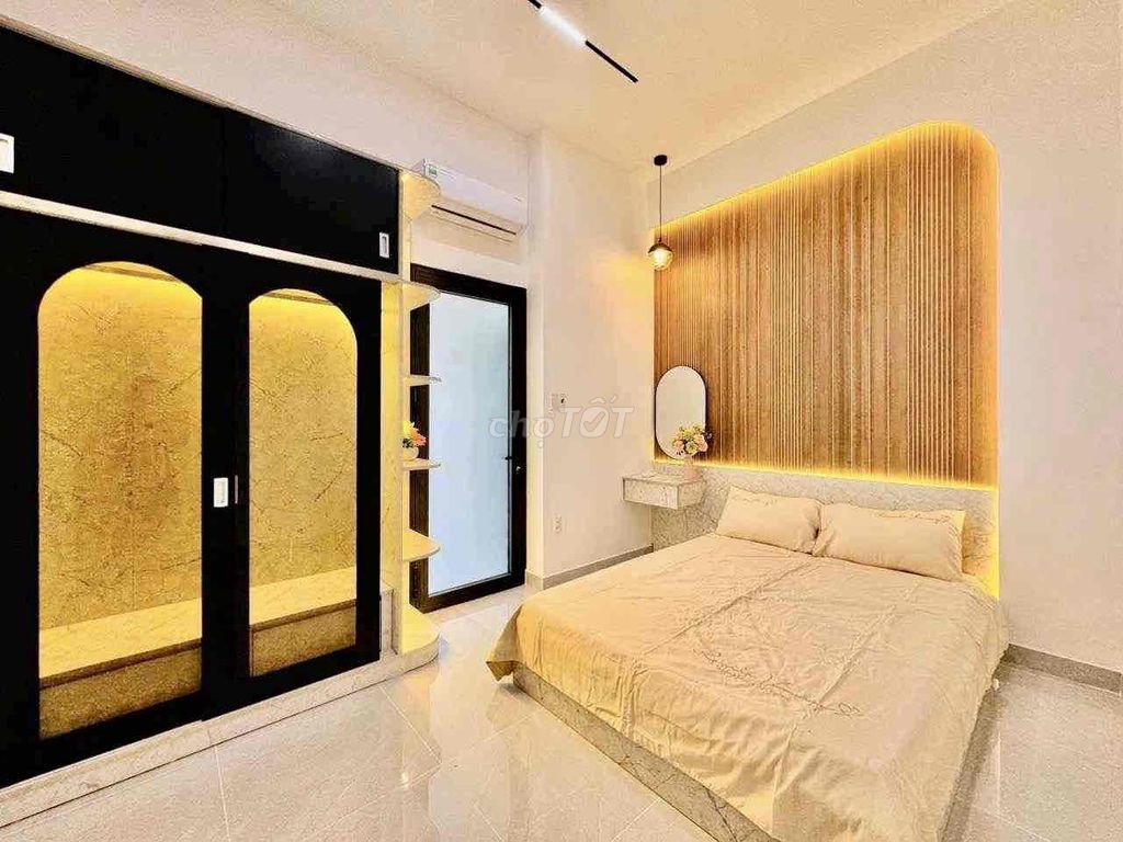 Nhà riêng quận 10, 30m² giá 6.7 tỷ - Hẻm xe hơi kinh doanh siêu đỉnh!