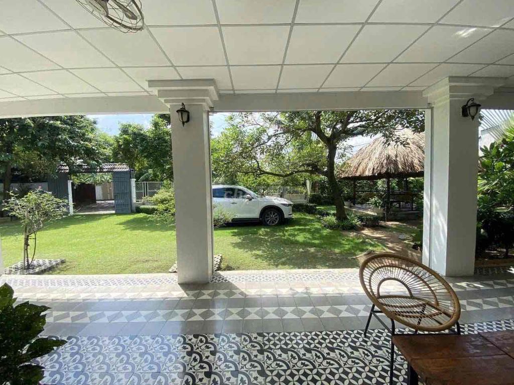 Biệt thự sân vườn 1500m² ngay Tam Bình, Thủ Đức - Hồ bơi tuyệt đẹp, Full nội thất!
