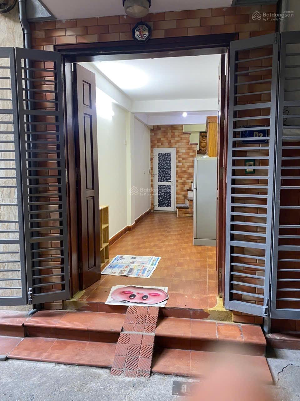 Cho thuê nhà Ngõ 190 Lò Đúc 17m² giá 9.5 triệu - Không thể bỏ lỡ!