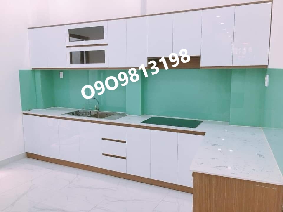 Nhà phố Cầu Ông Lãnh, Quận 1, 31m² giá 10.5 tỷ - Đầu tư sinh lời nhanh chóng!