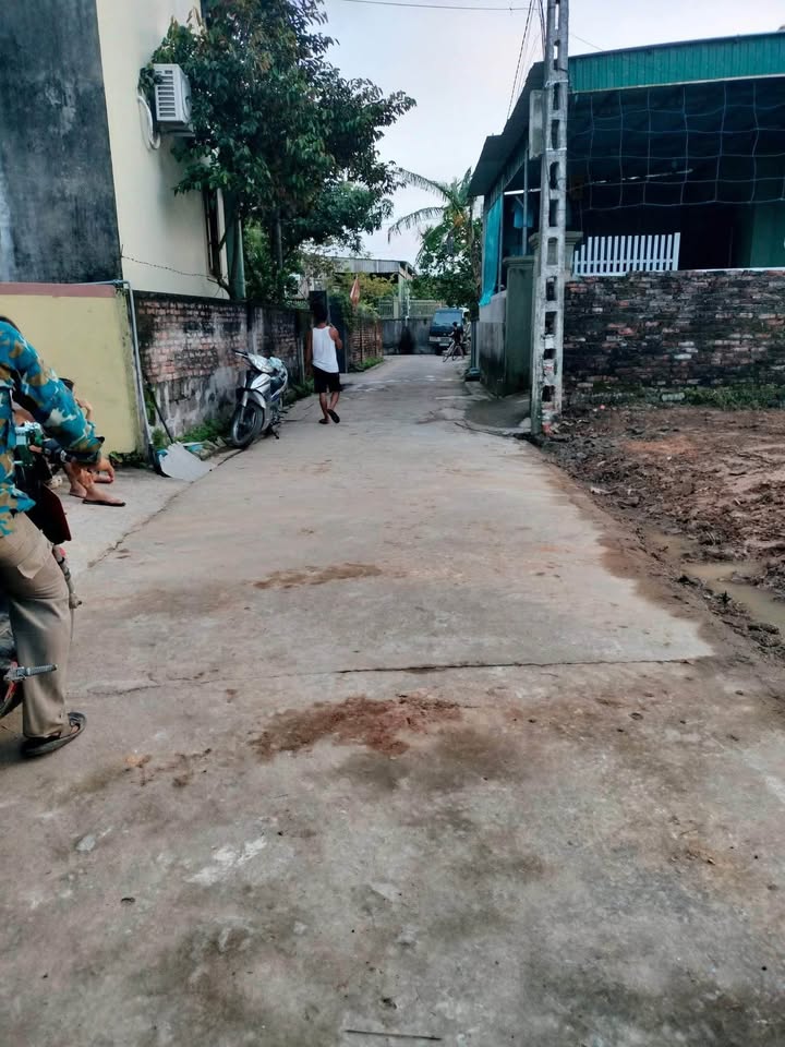 Đất nền Văn Sơn Đô Lương 200m² giá 1.6 tỷ - Cơ hội đầu tư hấp dẫn!