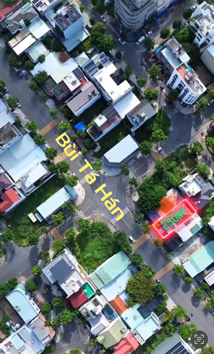 Biệt thự 2 tầng Bùi Tá Hán, 250m² giá 20 tỷ - Thiết kế sang trọng, gần biển!