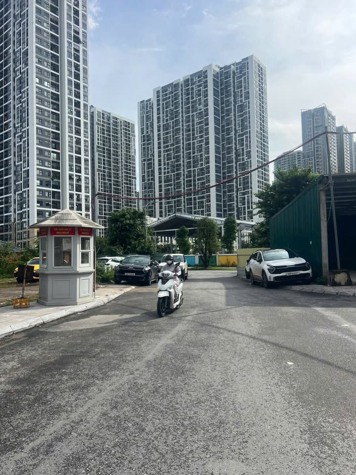 Nhà liền kề Bảo Sơn Hoài Đức 130m² giá 20 tỷ - Vị trí đắc địa cho kinh doanh!