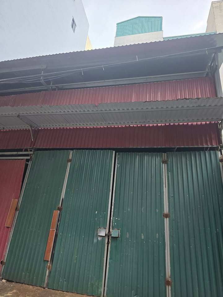 Đất Vạn Phúc Hà Đông 65m² giá 11 tỷ - Nhà cấp 4 đẹp, ô tô vào tận nơi!