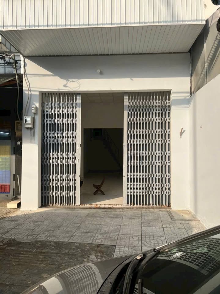 Nhà mặt tiền Trần Thị Năm, Quận 12, 68m² giá 12 triệu - Tiện kinh doanh đa ngành nghề!