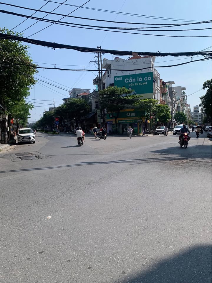 Nhà mặt đường Điện Biên, Nam Định 29m² giá 3.85 tỷ - Kinh doanh đắc địa!