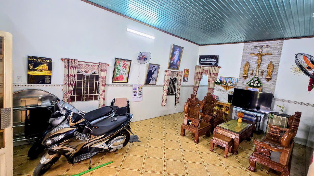 Nhà cấp 4 tại Tân Biên, Biên Hòa 140m² giá 2.95 tỷ - Đường thông xe hơi