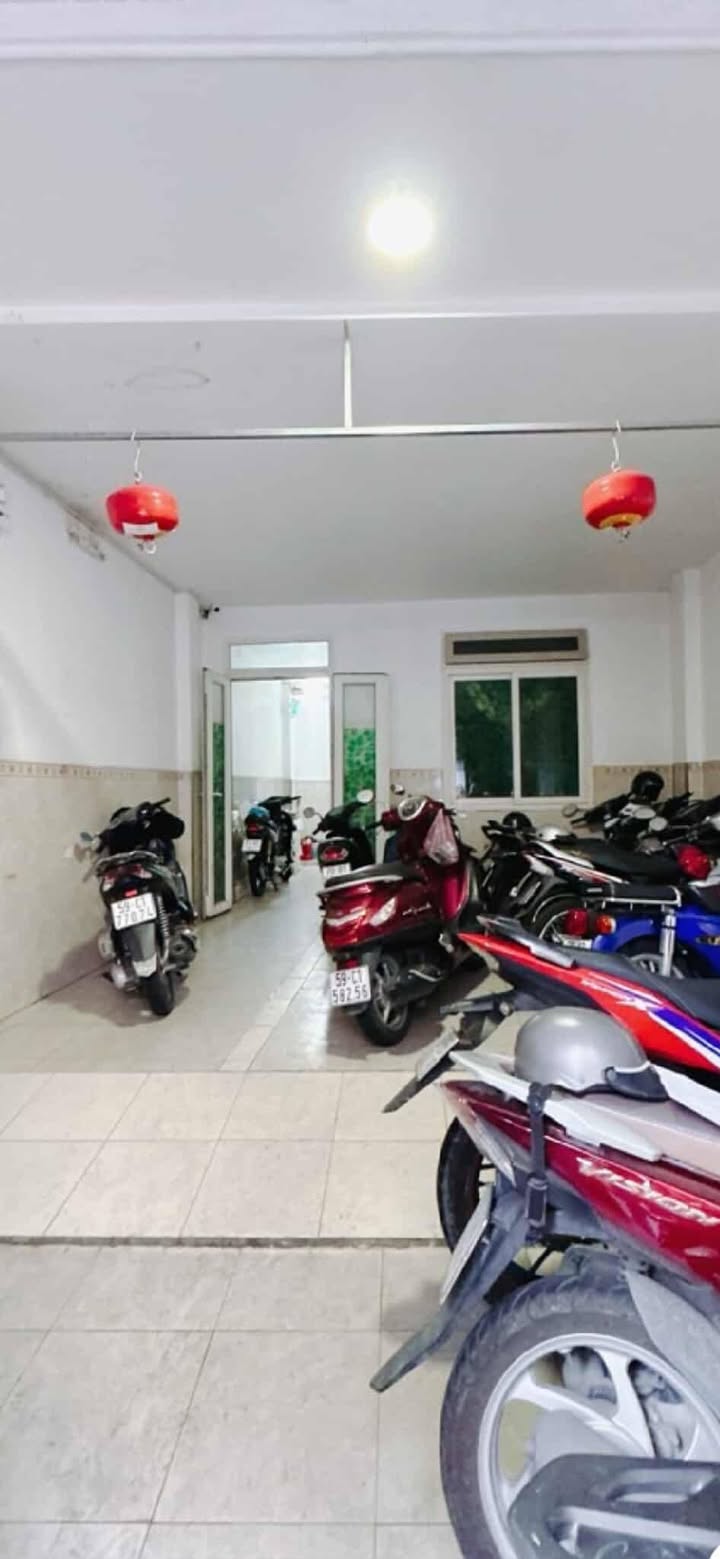 Nhà phố Đoàn Văn Bơ, Quận 4, 70m² giá 7 tỷ - Đầu tư sinh lời ngay!