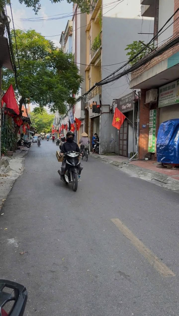 Bán lô đất mặt tiền ngõ 50 Ô Cách, Việt Hưng 61m² chỉ 10.675 tỷ - Cơ hội sở hữu hiếm có!