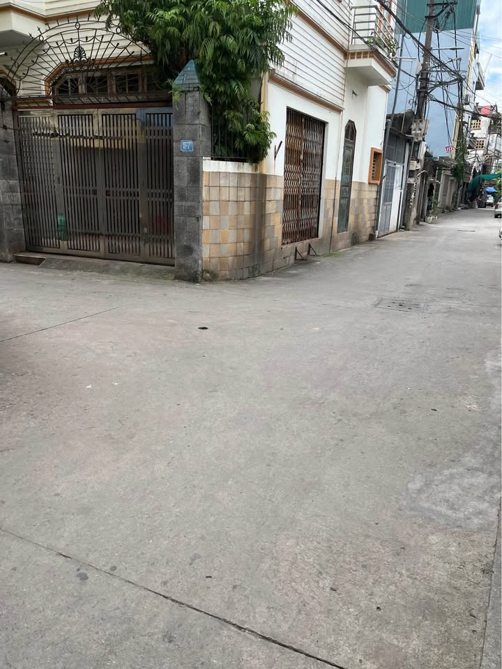 Nhà biệt thự cổ Thạch Bàn Long Biên 79m² giá 18 tỷ - Không gian sống đẳng cấp!