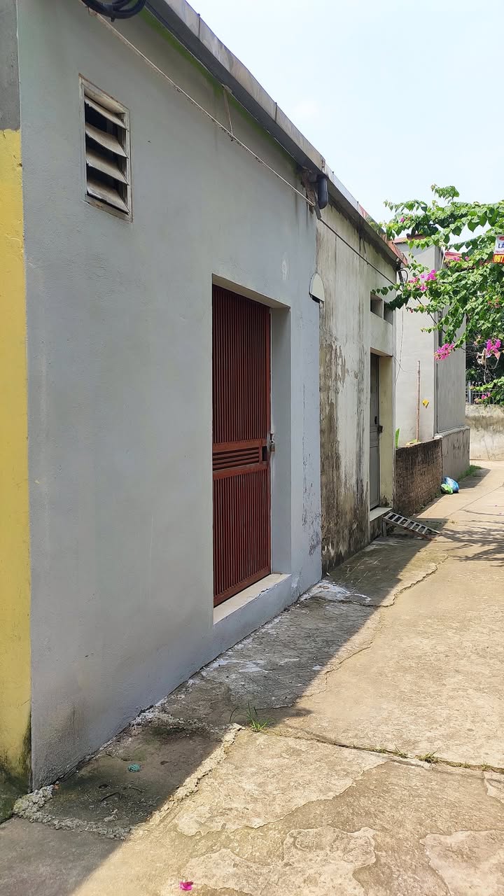 Nhà cấp 4 Thôn 3, Vạn Phúc, 36m² giá 2.5 tỷ - Đầu tư sinh lời ngay!