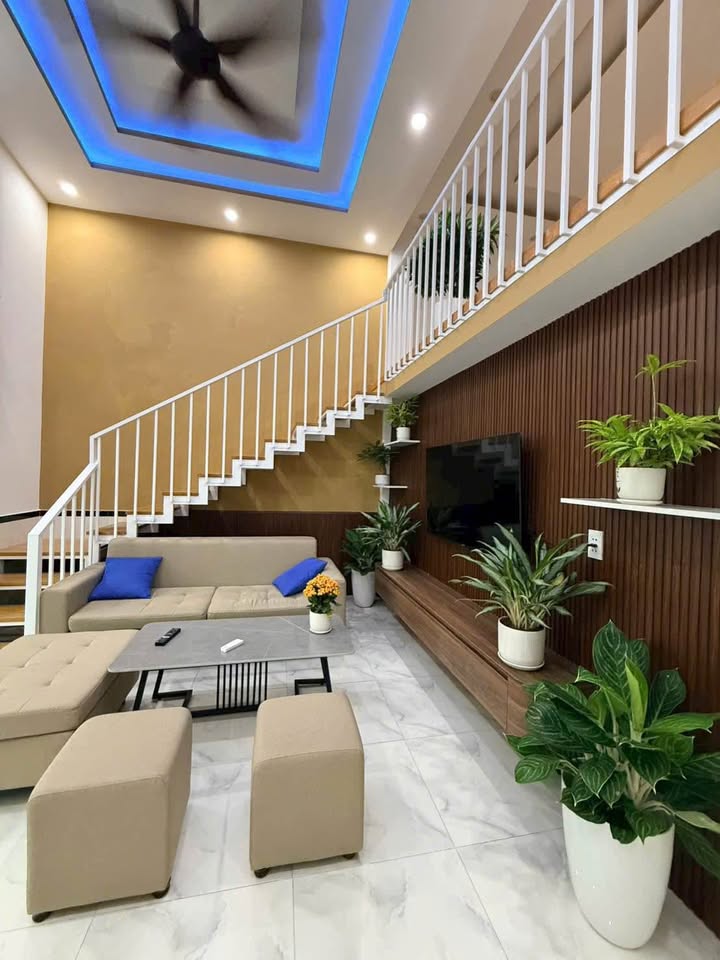 Nhà 2 mặt kiệt Lương Thế Vinh Đà Nẵng 60.9m² giá 4 tỷ - Gần biển, thuận lợi kinh doanh!